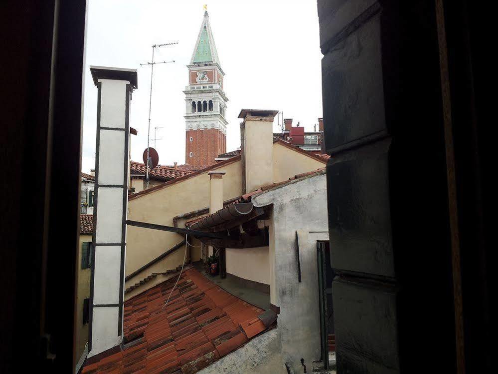 Hotel Astoria Venecia Exterior foto