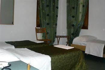 Hotel Astoria Venecia Exterior foto